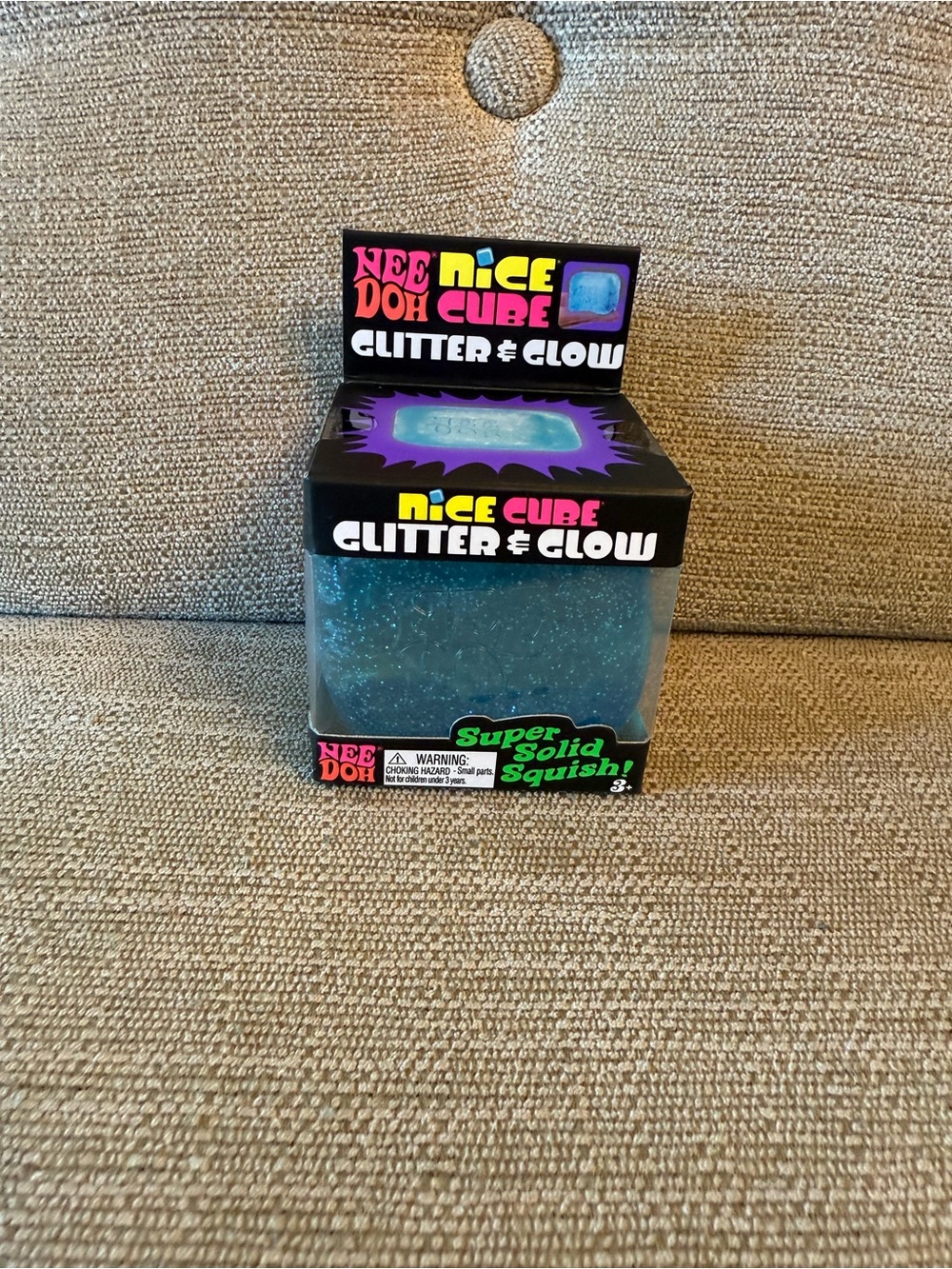 NeeDoh Nice Cube Glitter And Glow